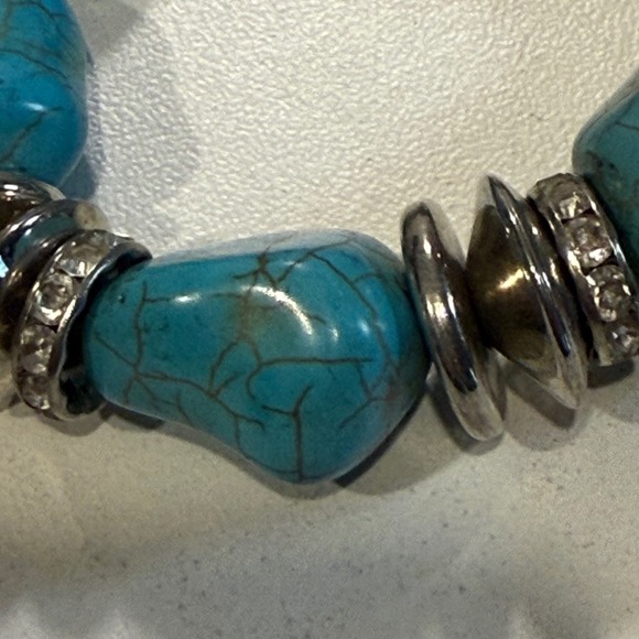Turquoise Stone Silver Tone Stretch Bracelet Bohemian Chic Jewelry - Picture 2 of 3